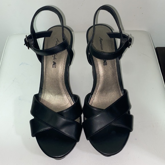 American Eagle Wedge Sandals - Picture 2 of 5